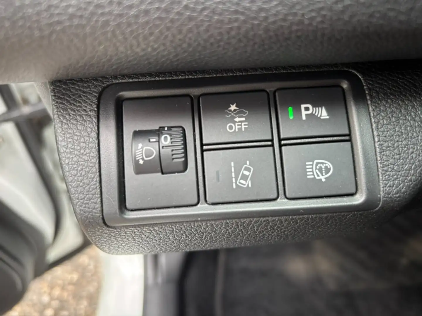 Vehicle image, number 7
