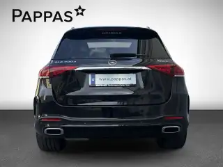 Vehicle image thumbnail, number 4