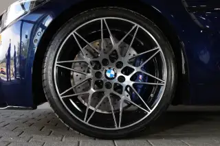 Vehicle image thumbnail, number 4