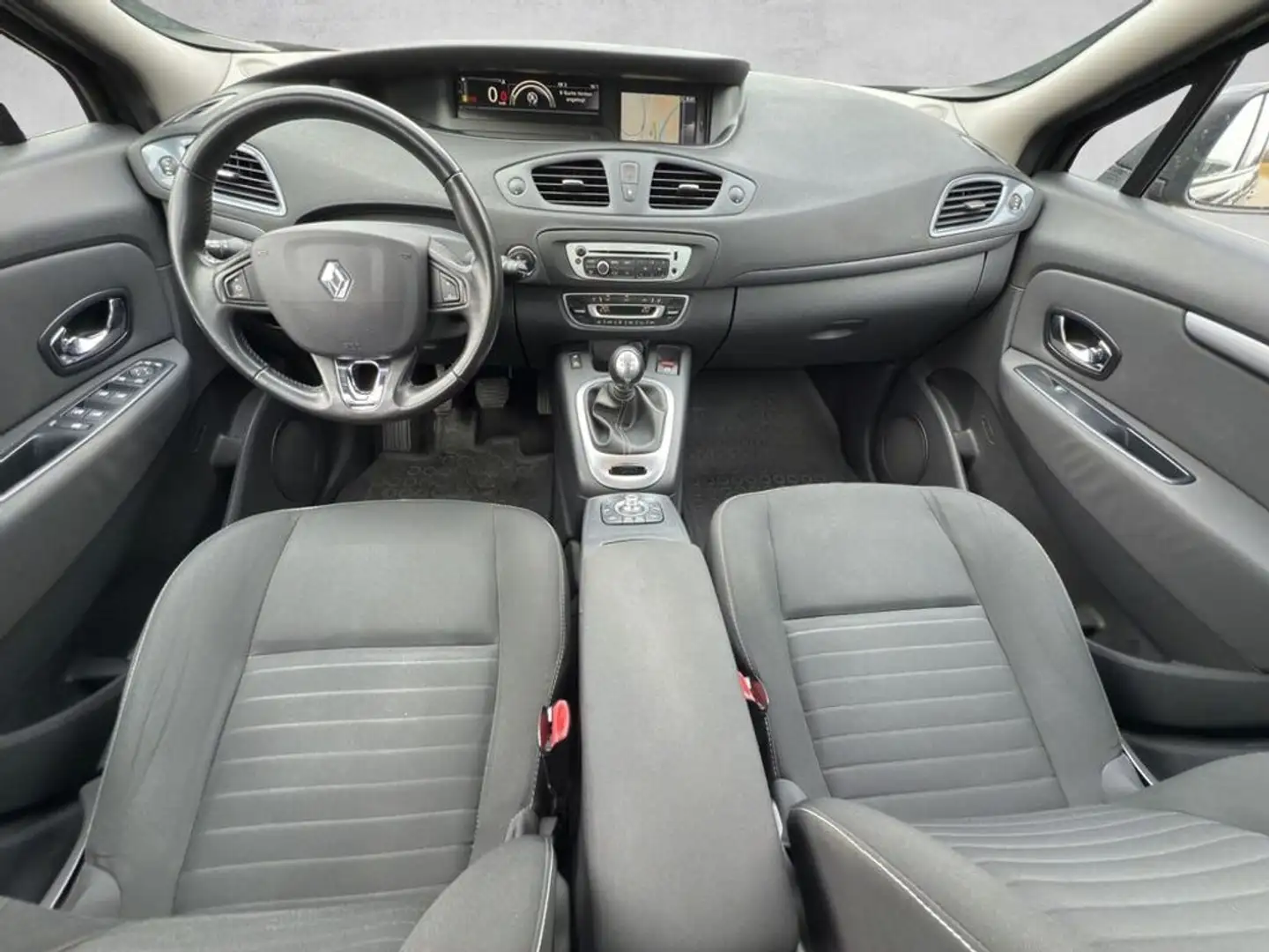 Vehicle image, number 9