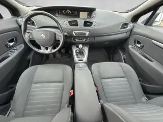 Vehicle image thumbnail, number 9