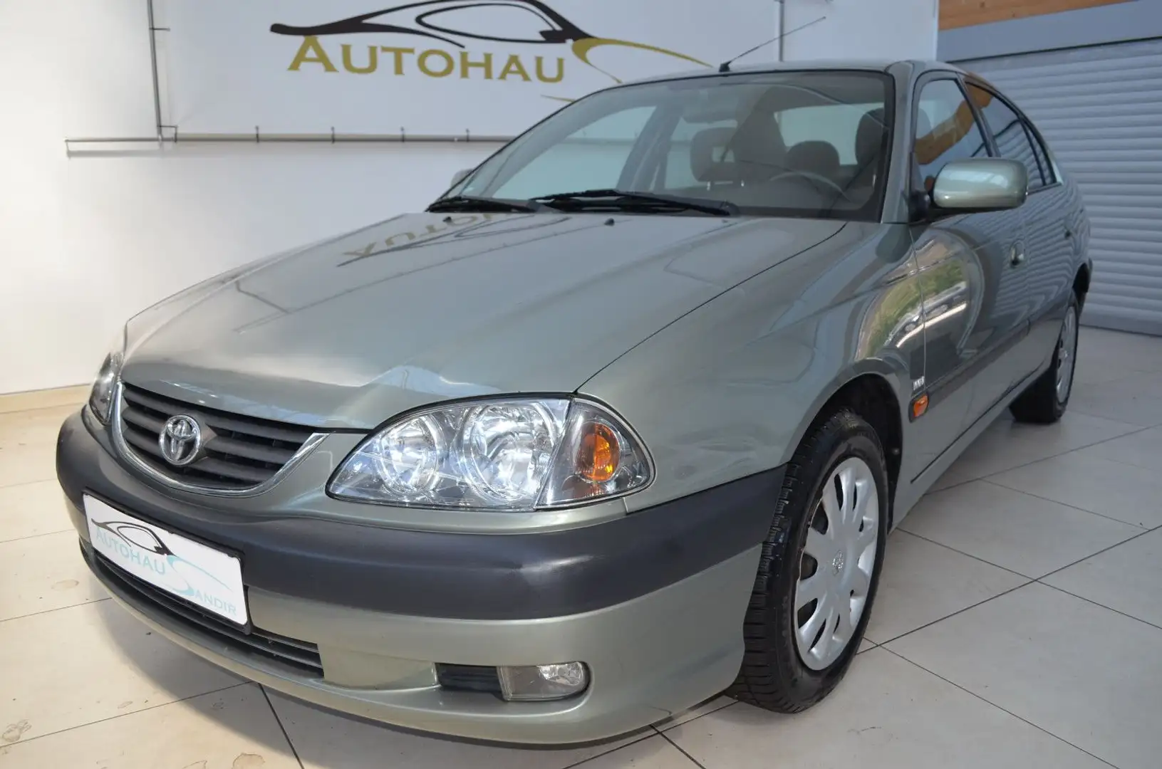 Vehicle image, number 4