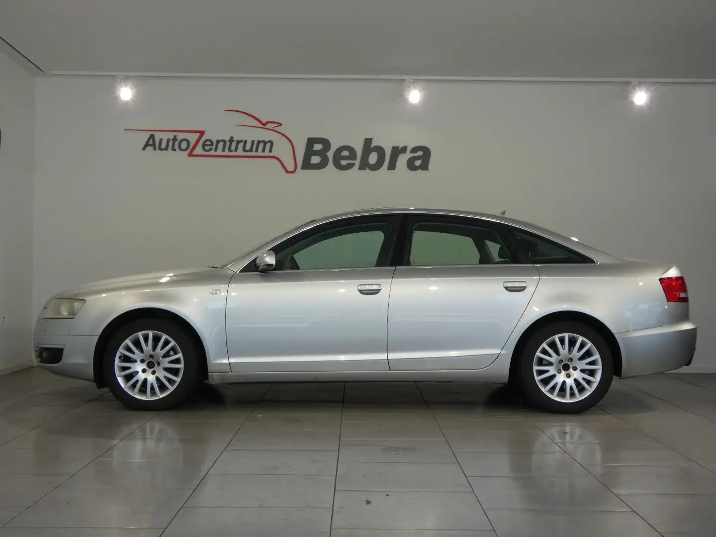 Vehicle image, number 5