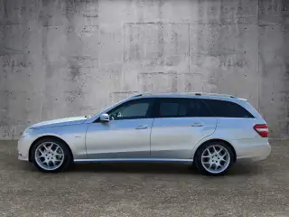 Vehicle image thumbnail, number 8