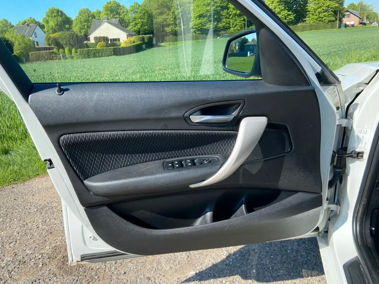 Vehicle image, number 13