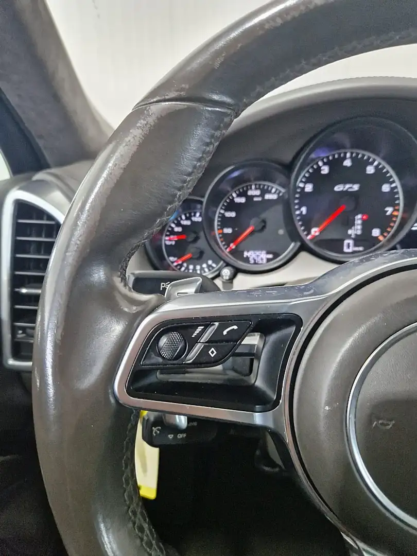 Vehicle image, number 19
