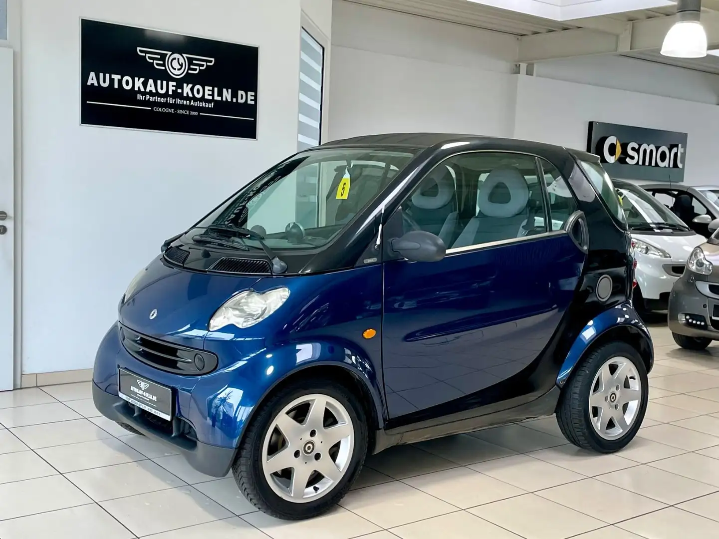 Vehicle image, number 2