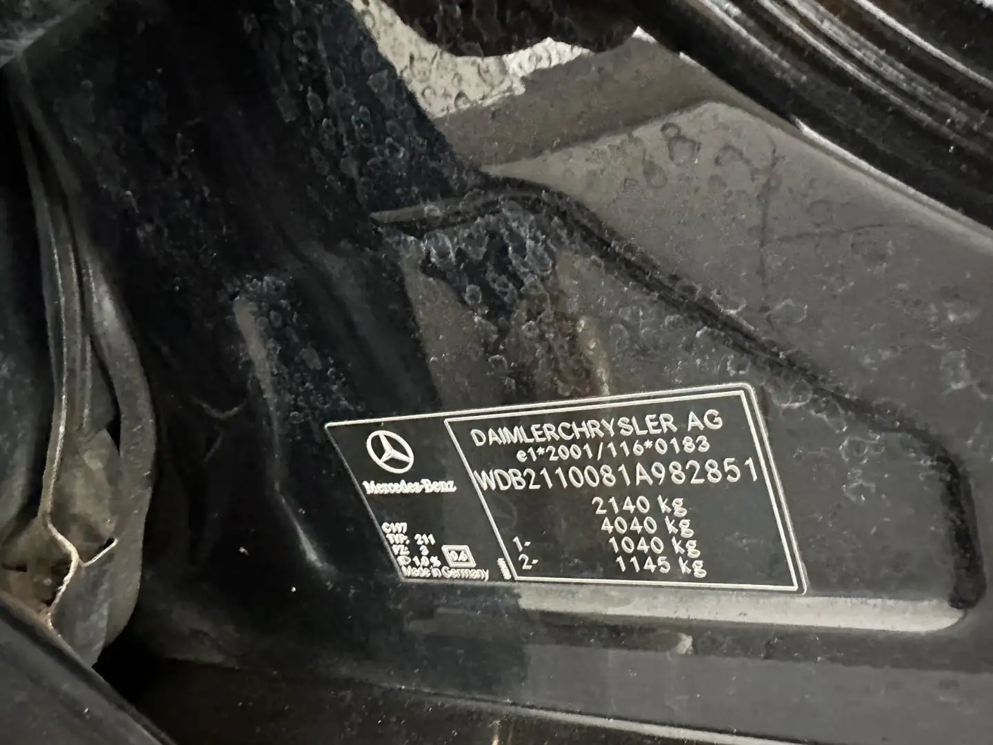 Vehicle image, number 16