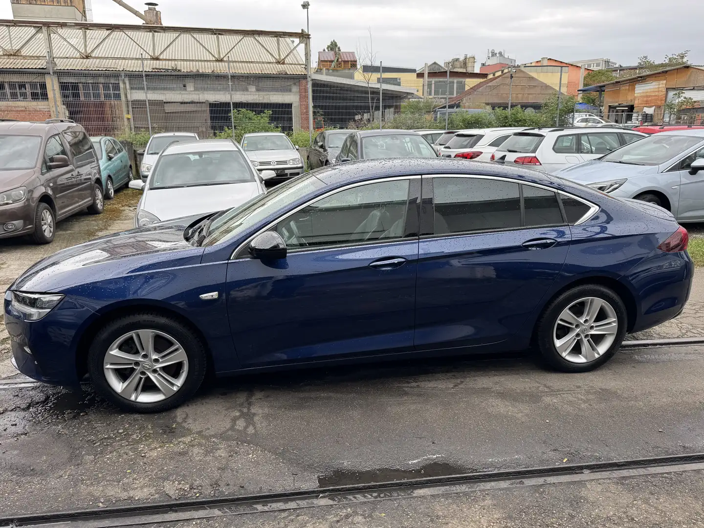 Vehicle image, number 7