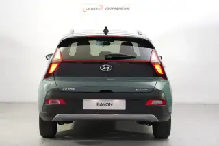 Vehicle image thumbnail, number 8