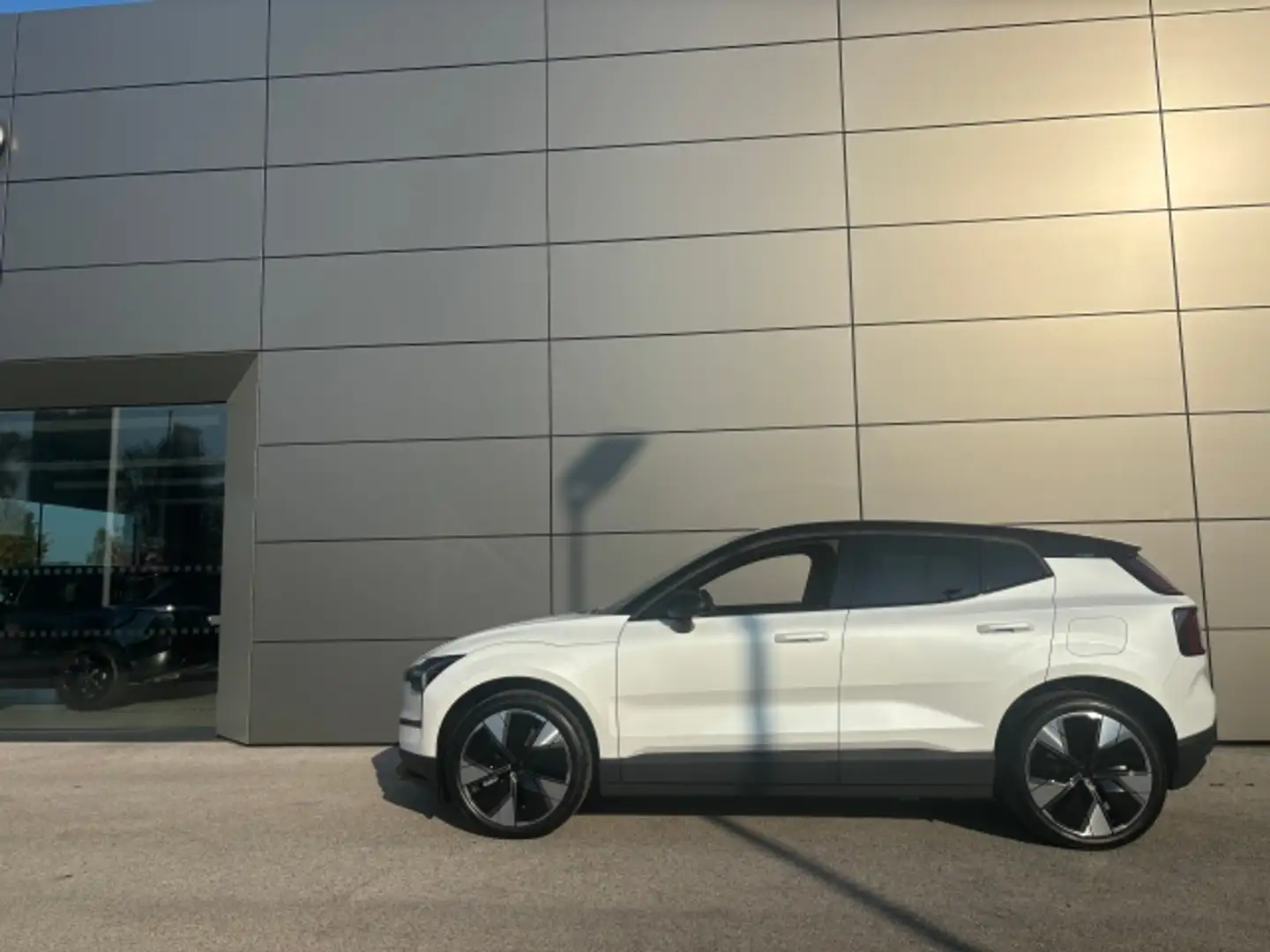 Vehicle image, number 5