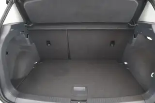 Vehicle image thumbnail, number 6
