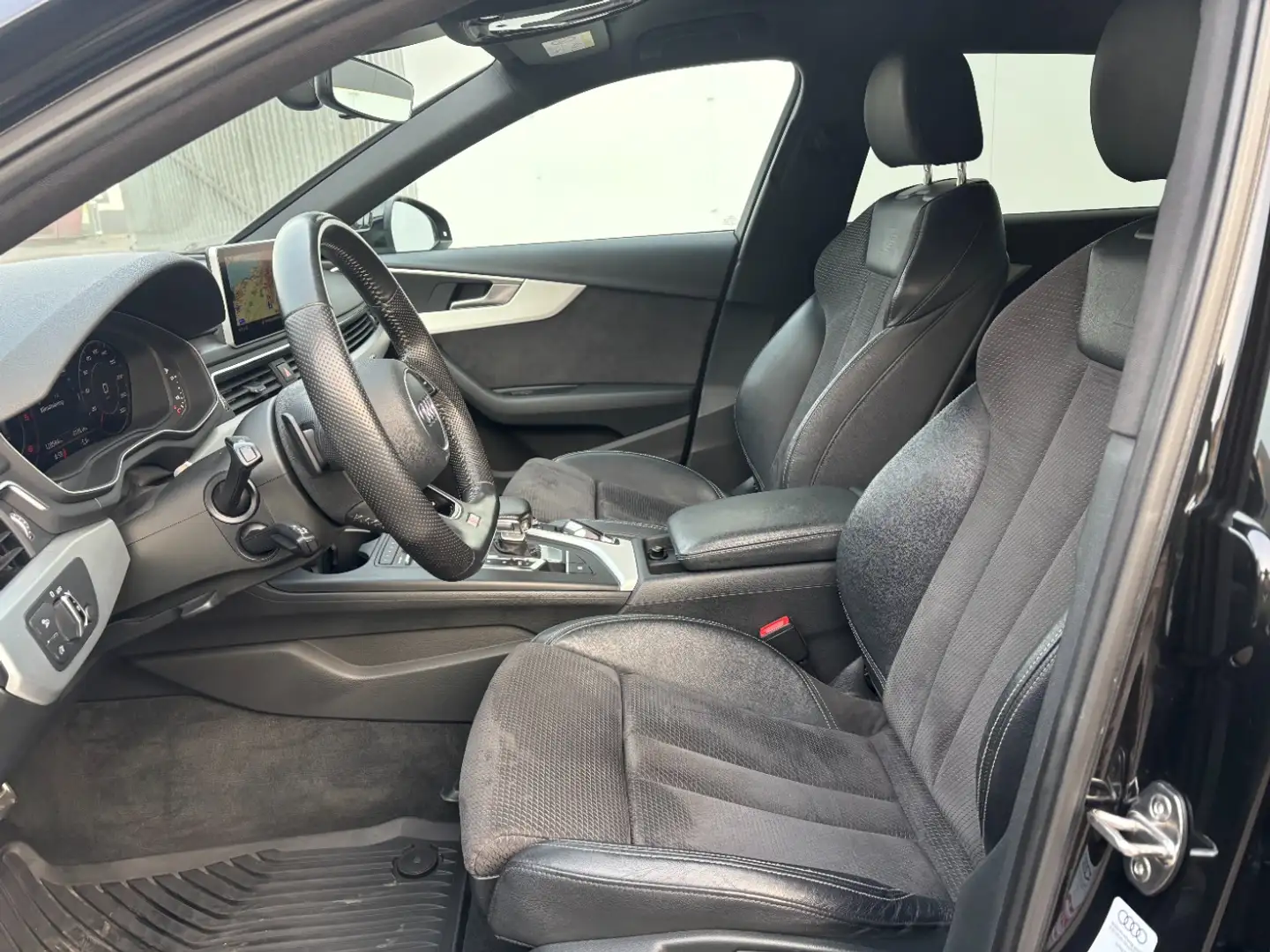 Vehicle image, number 8