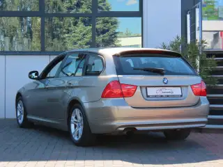 Vehicle image thumbnail, number 4
