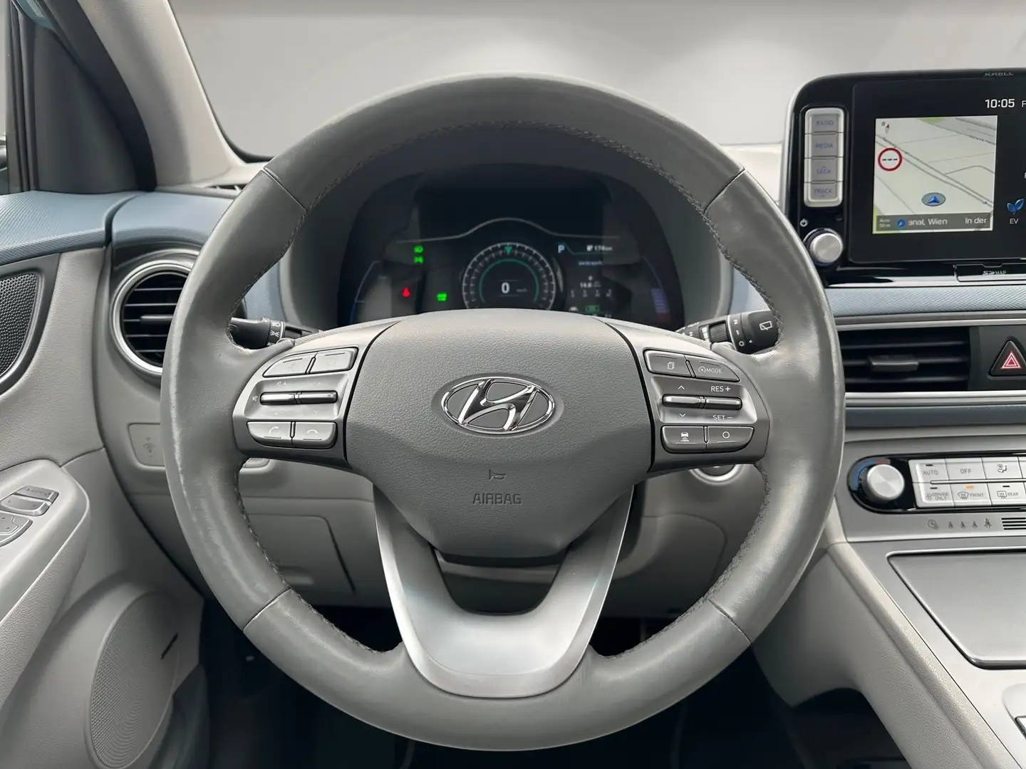Vehicle image, number 20