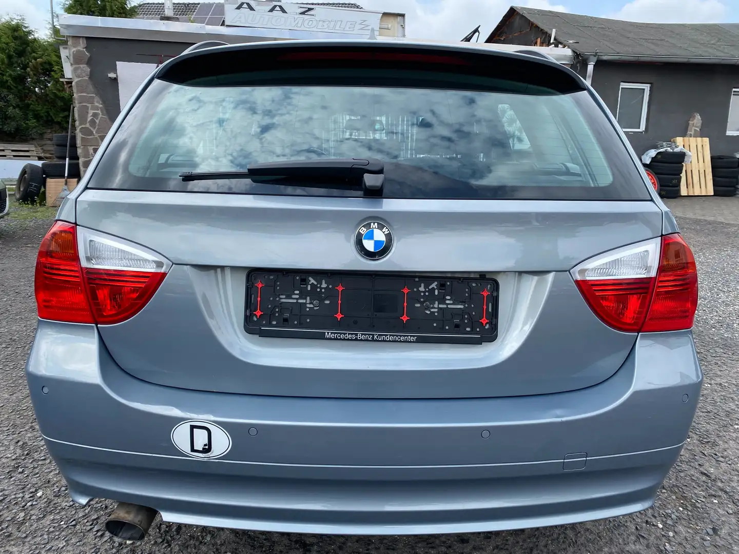 Vehicle image, number 6