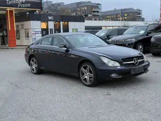 Vehicle image thumbnail, number 3