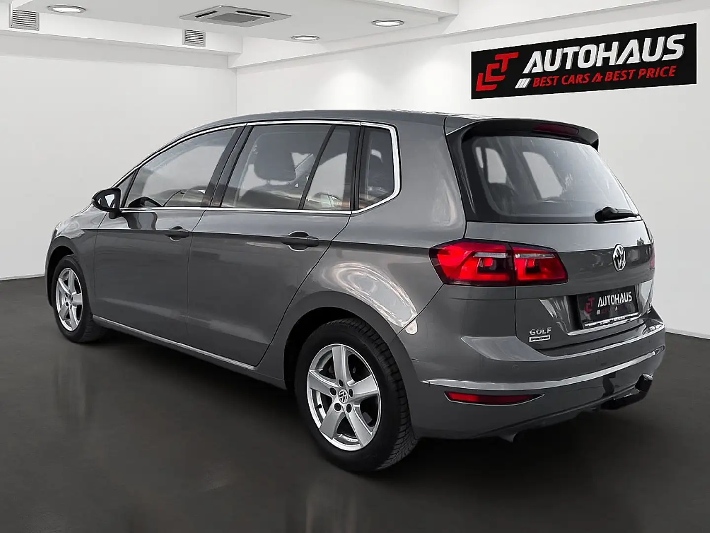 Vehicle image, number 3