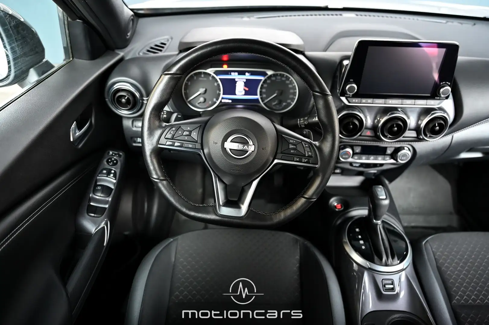 Vehicle image, number 9