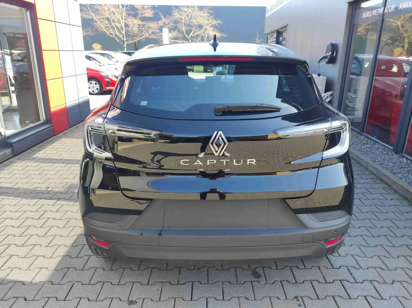 Vehicle image, number 5