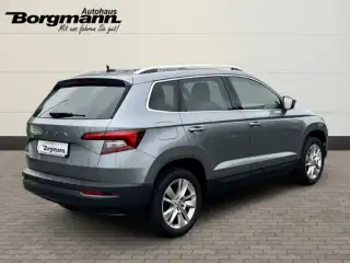 Vehicle image thumbnail, number 4
