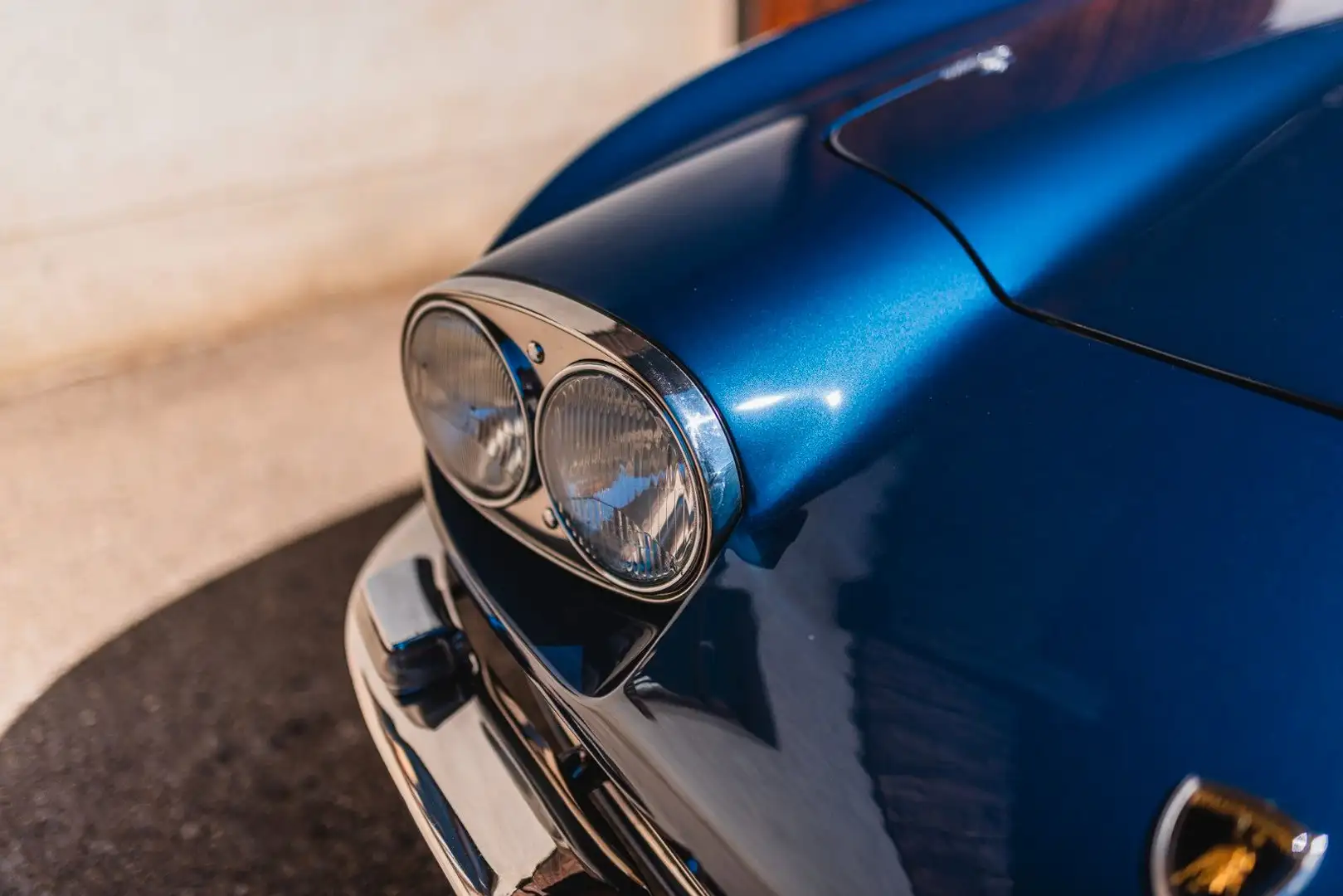 Vehicle image, number 7