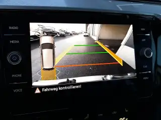 Vehicle image thumbnail, number 4
