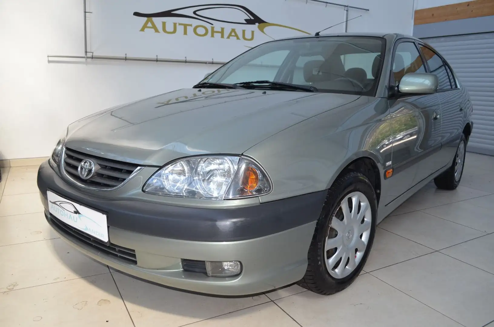 Vehicle image, number 2