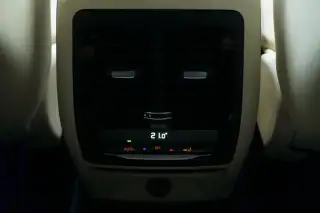 Vehicle image thumbnail, number 18