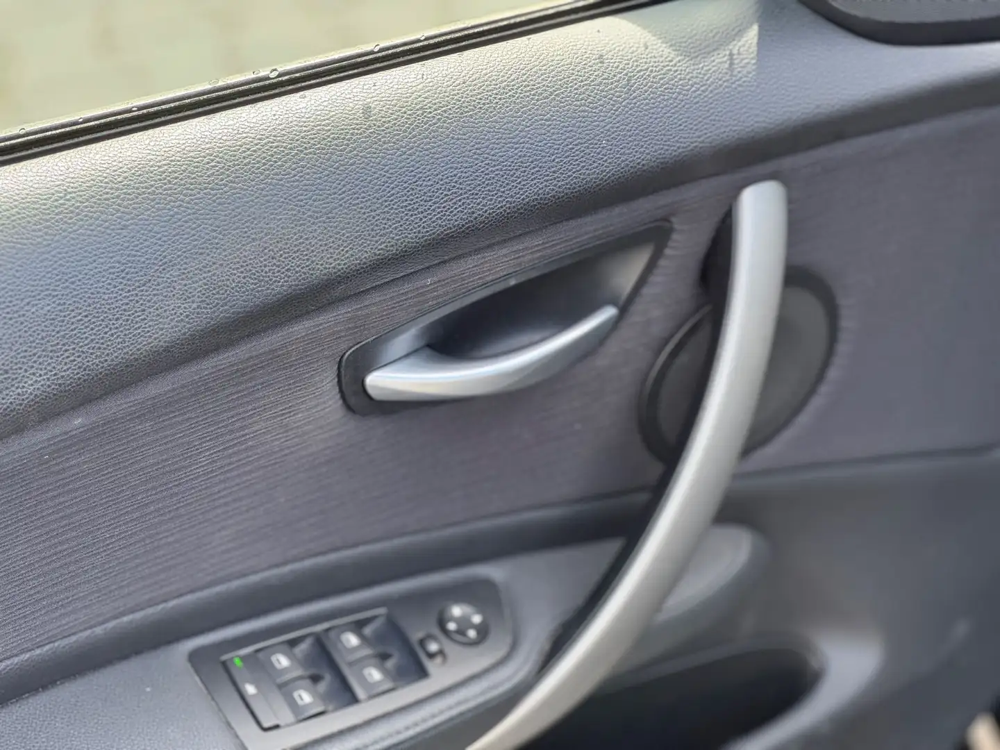 Vehicle image, number 7