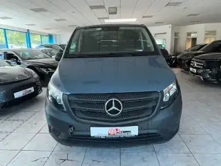 Vehicle image thumbnail, number 2