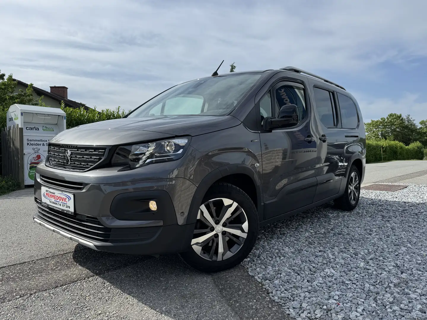 Vehicle image, number 1