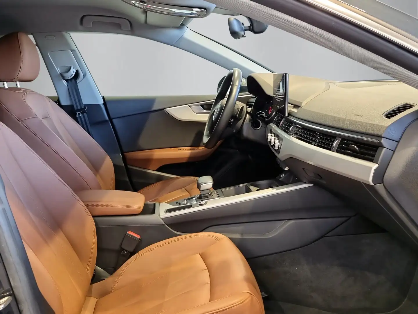 Vehicle image, number 9
