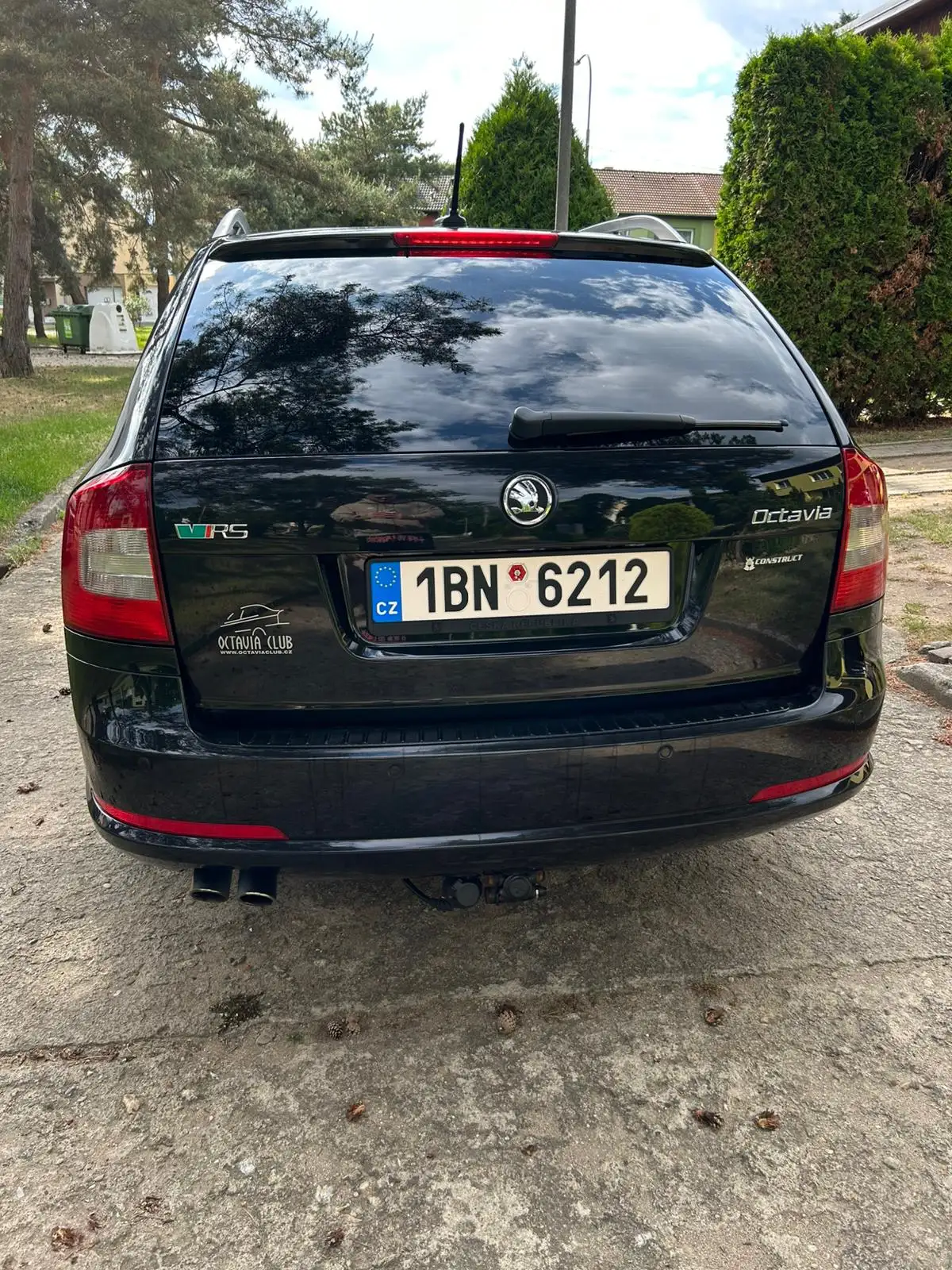 Vehicle image, number 4