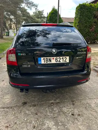 Vehicle image thumbnail, number 4