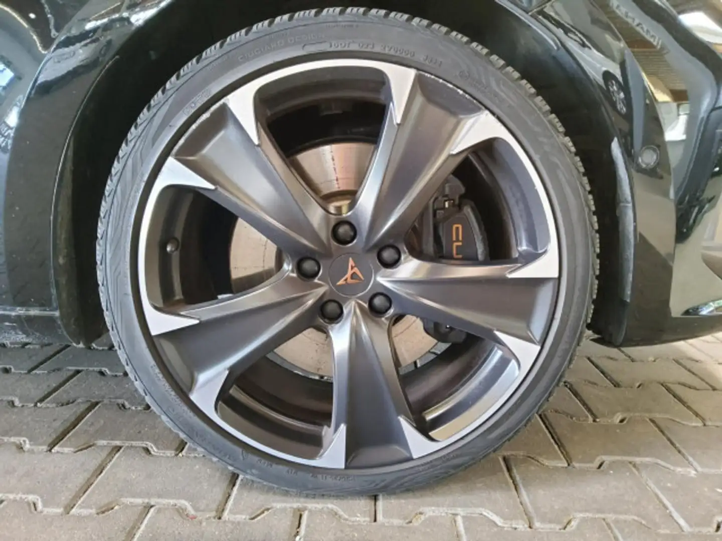 Vehicle image, number 7