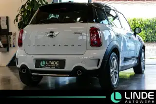 Vehicle image thumbnail, number 6