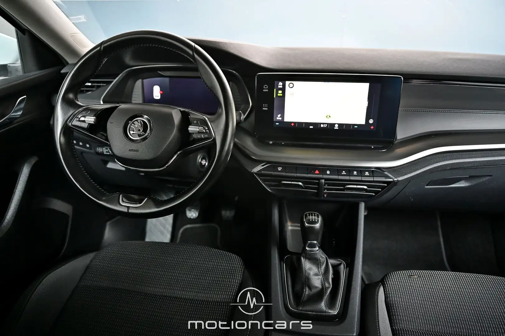 Vehicle image, number 11