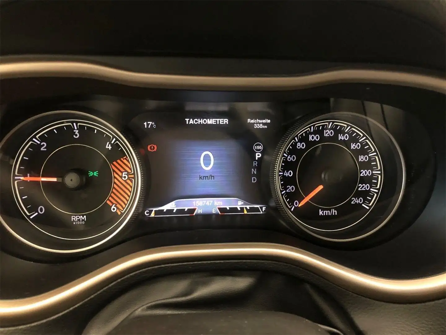 Vehicle image, number 4