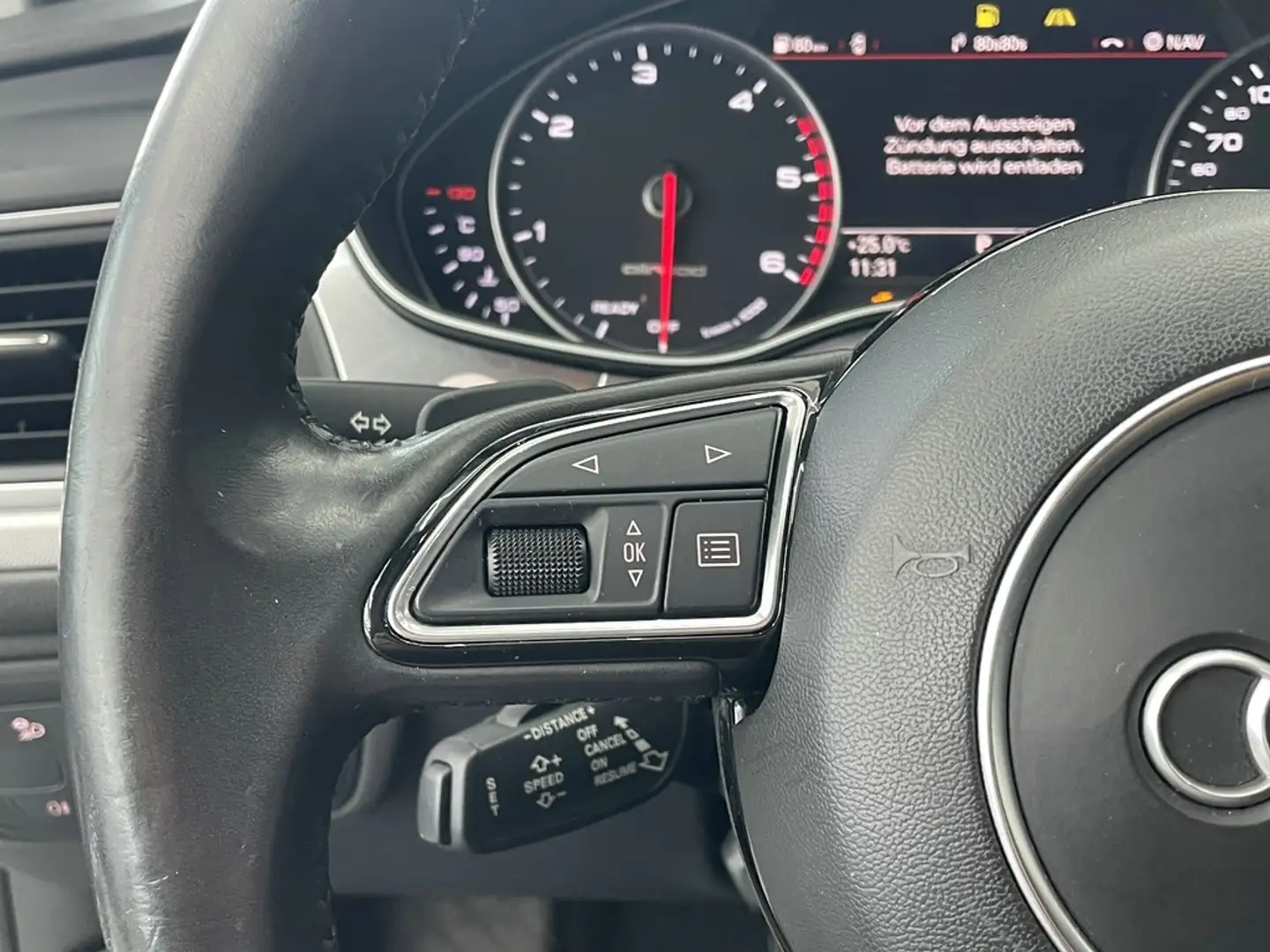 Vehicle image, number 6