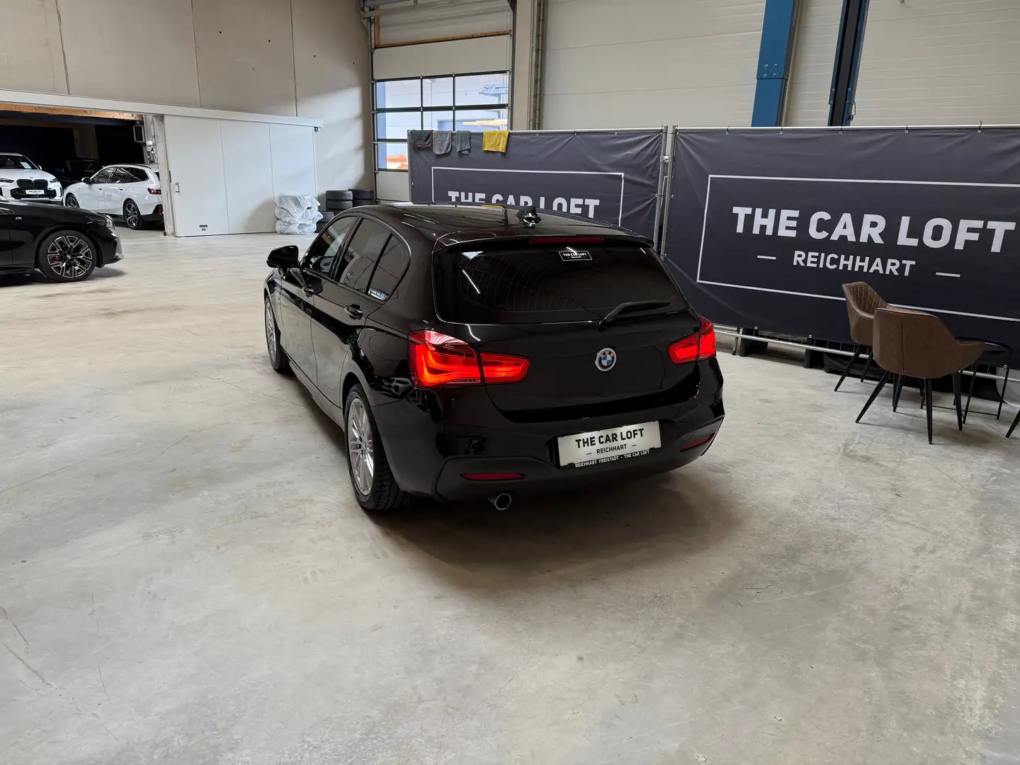 Vehicle image, number 3
