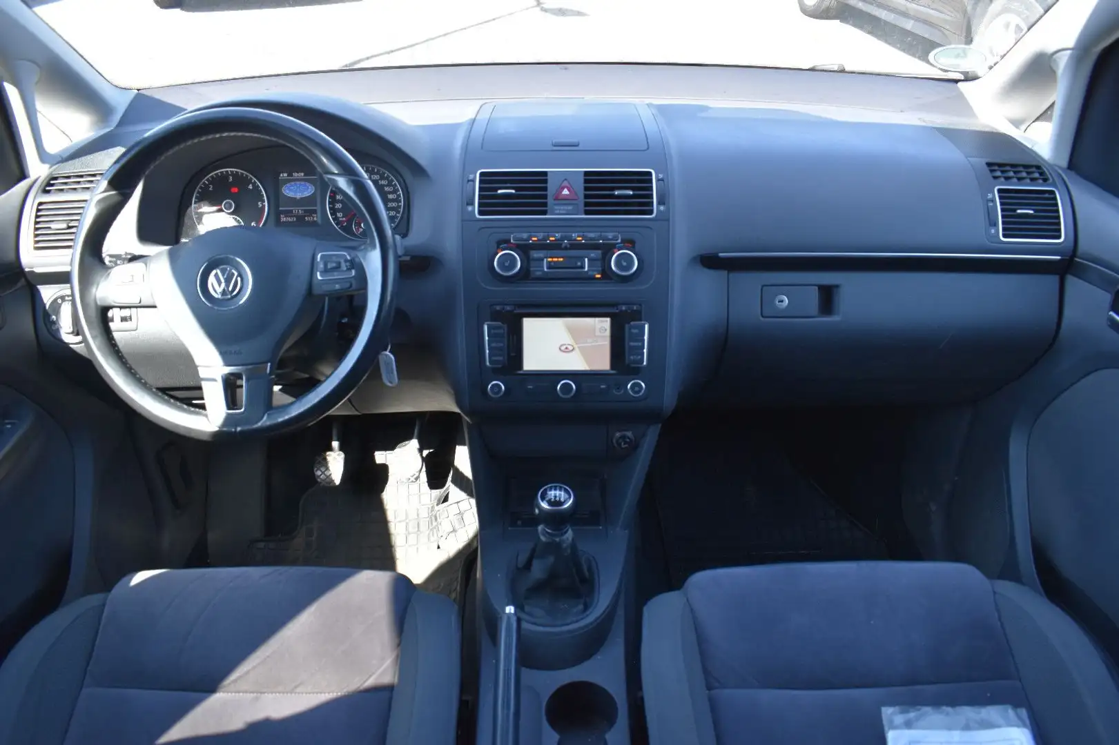 Vehicle image, number 3