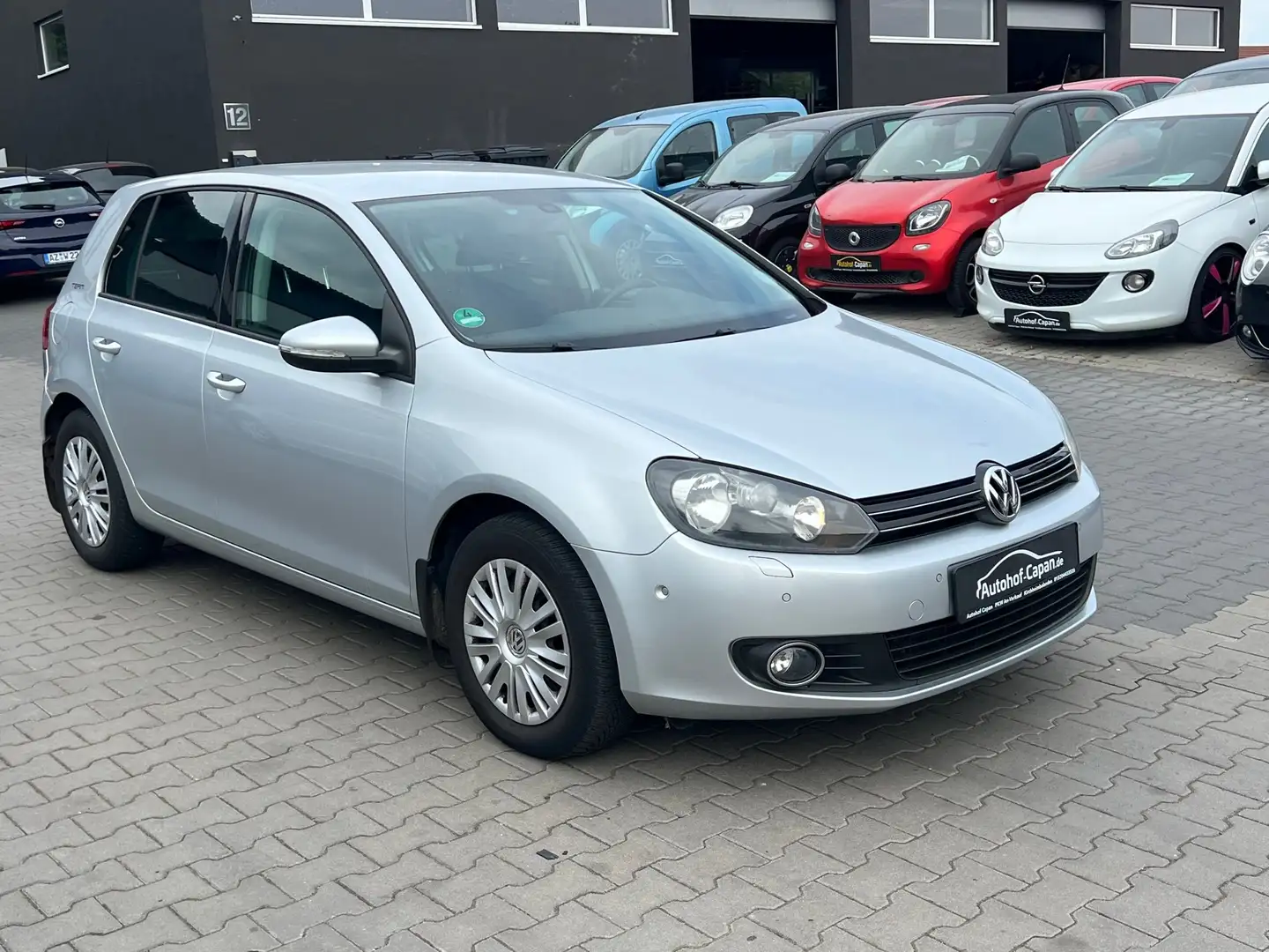 Vehicle image, number 3