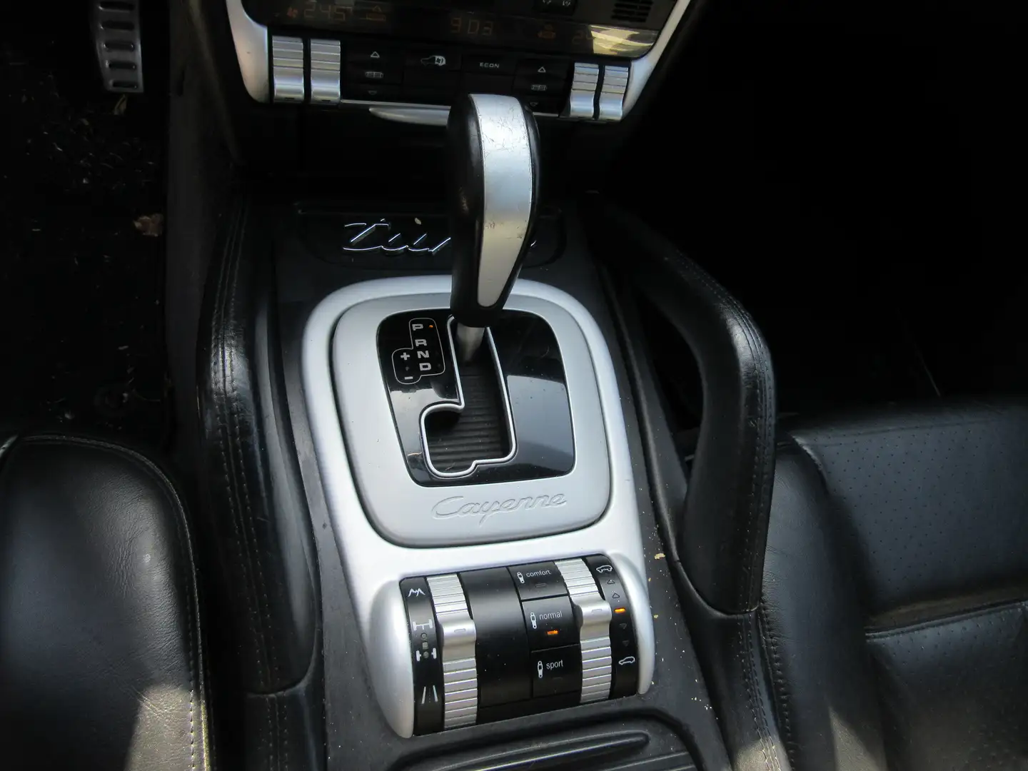 Vehicle image, number 14