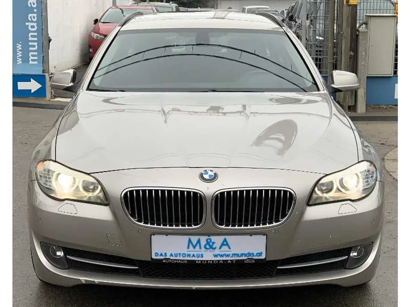 Vehicle image, number 2