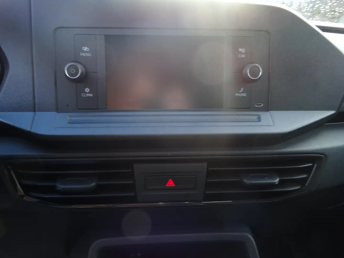 Vehicle image, number 14