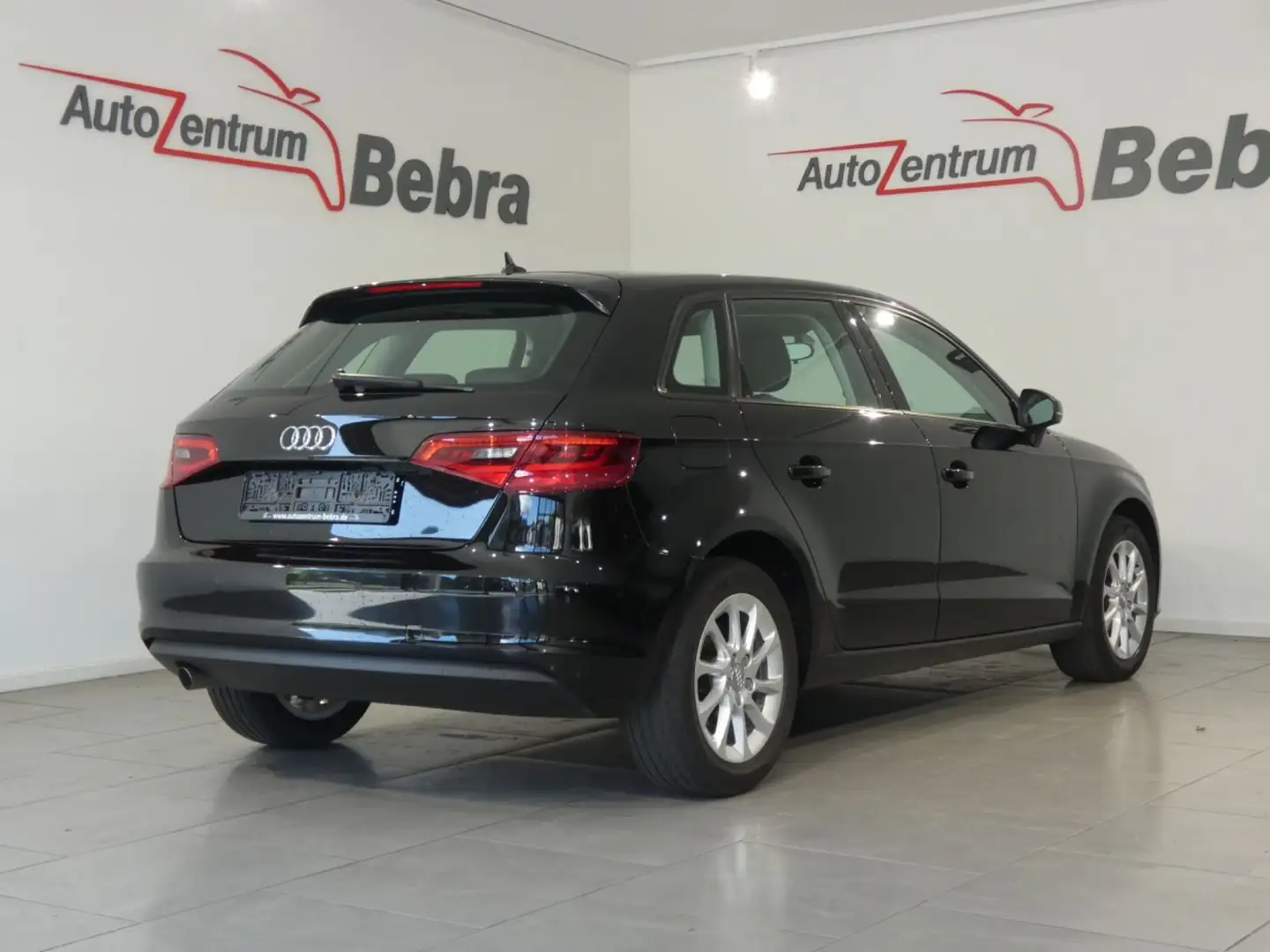Vehicle image, number 7