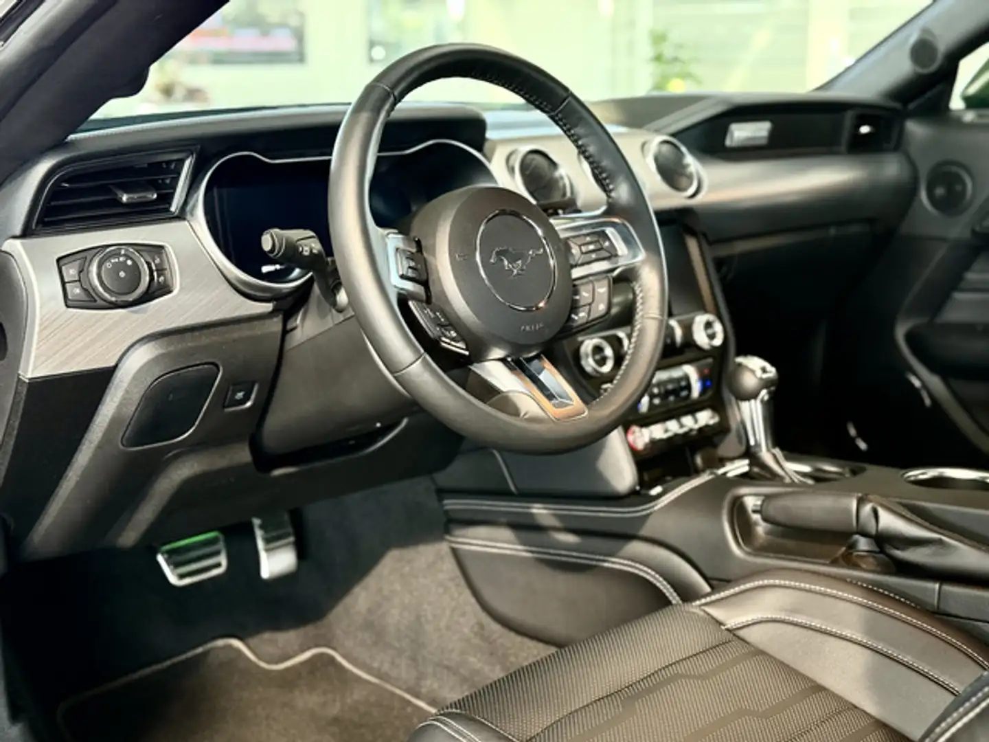 Vehicle image, number 18