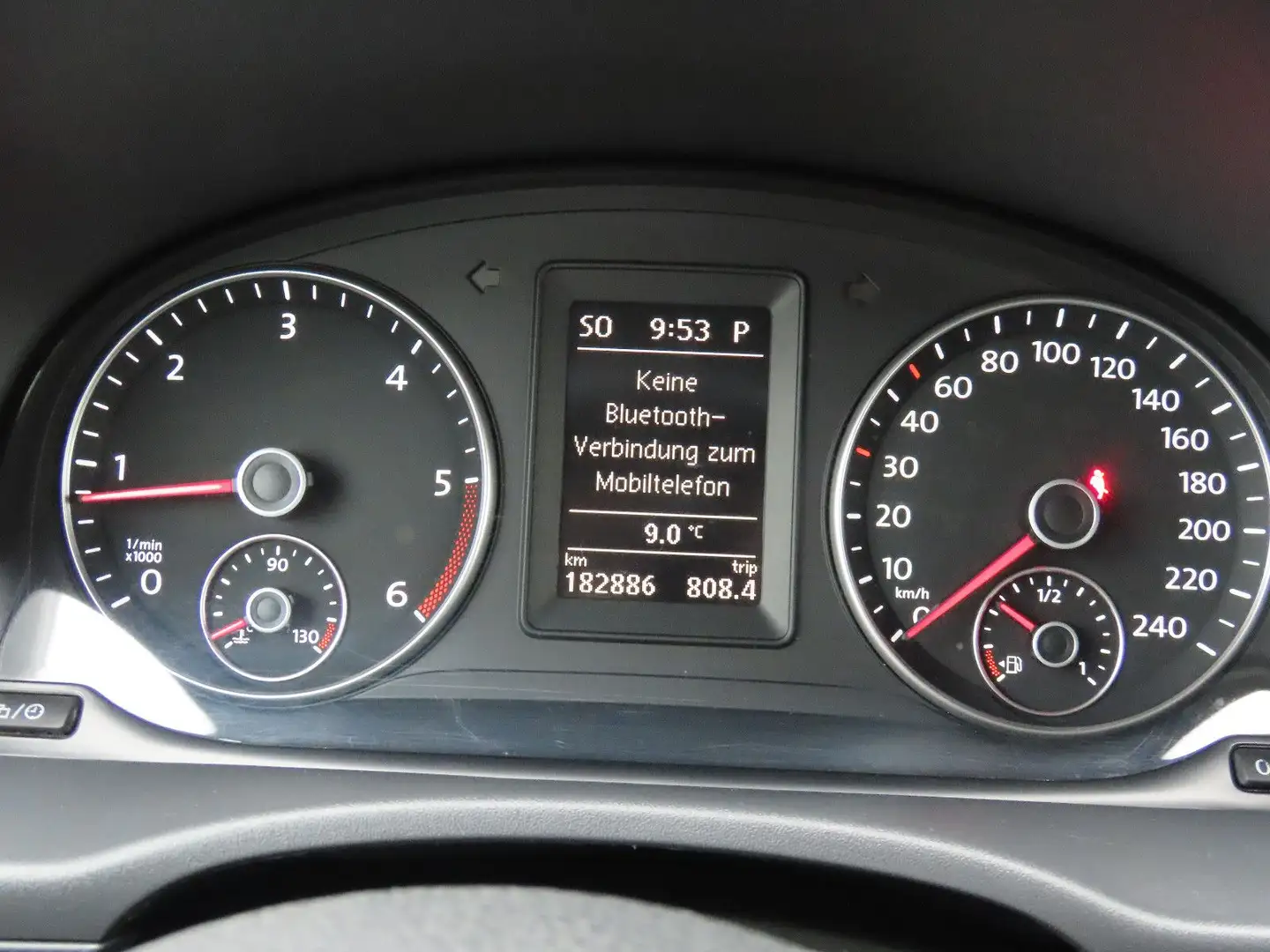Vehicle image, number 15