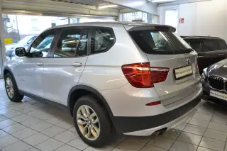 Vehicle image thumbnail, number 17
